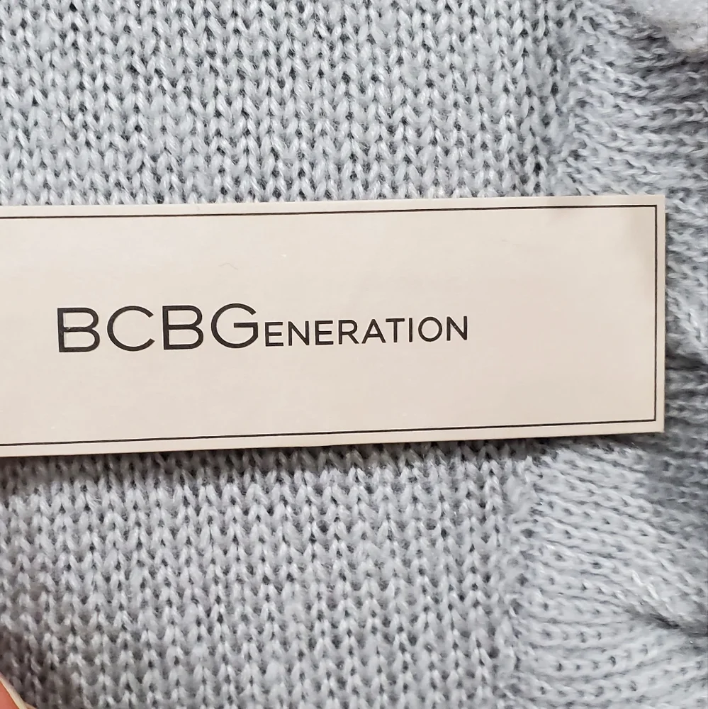 🆕️ BCBGeneration Ruffle Sweater - Picture 4 of 7
